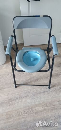 Кресло туалет (санитарное кресло)