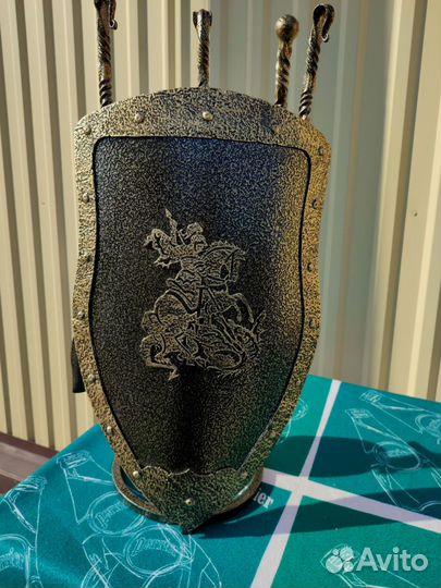 Подставка под шампуры