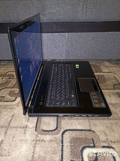 Игровой мощный на 17 i5 GF 635M 2g SSD