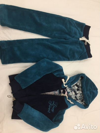 Спортивный костюм для девочки