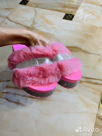 Тапочки меховые женские