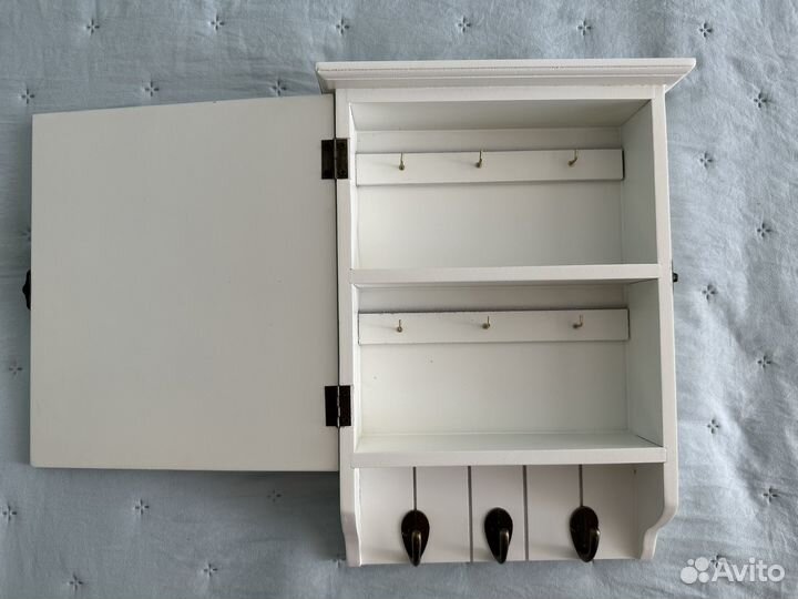 Ключница настенная из дерева новая