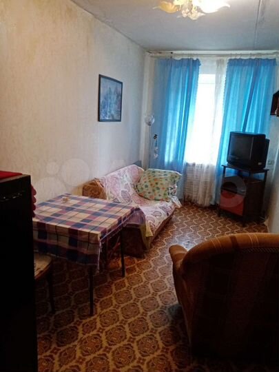 Комната 12,2 м² в 6-к., 1/4 эт.