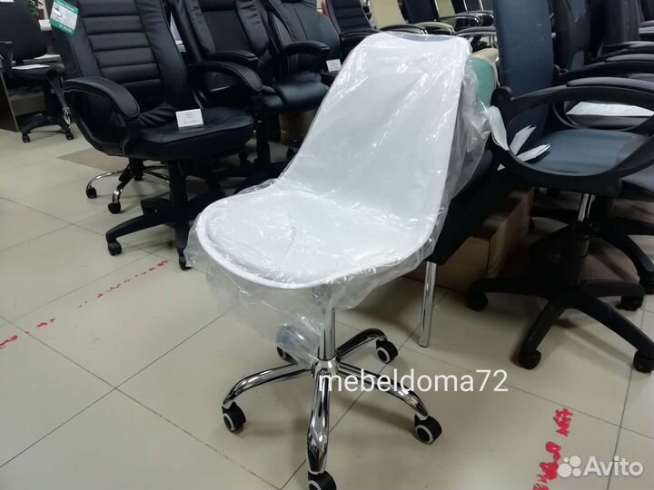 Стул мастера новый в наличии