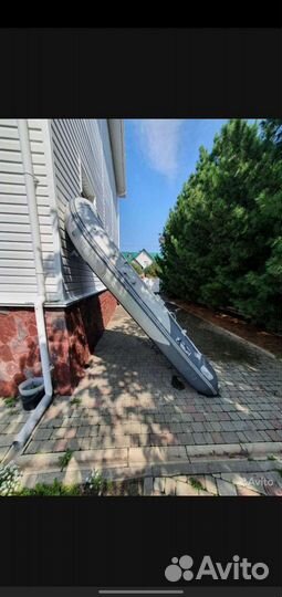 Лодка gladiator 370