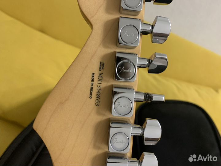 Электрогитара Fender Stratocaster (Made in Mexico)