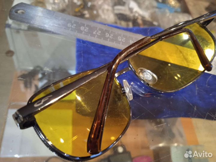 Солнцезащитные очки