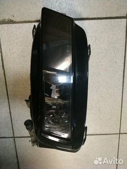 Фара противотуманная левая Volkswagen Golf 7 2013