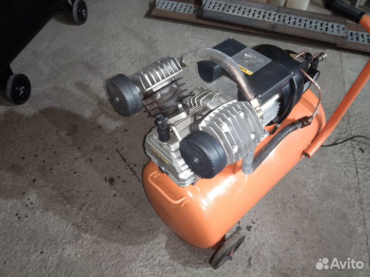 Компрессор воздушный 50 литров бу