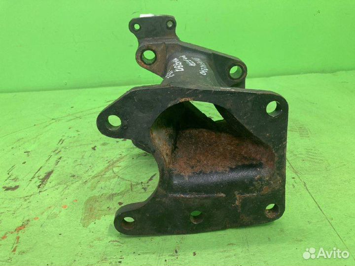 Кронштейн mercedes-benz actros MP III