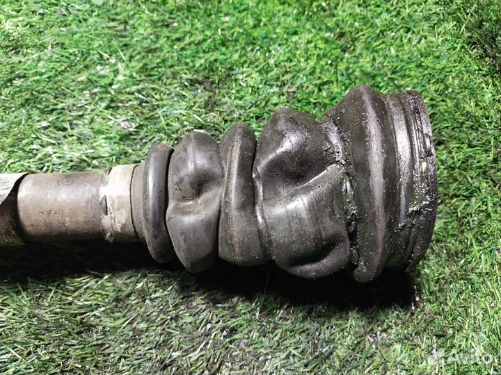 Привод передний правый Peugeot 308