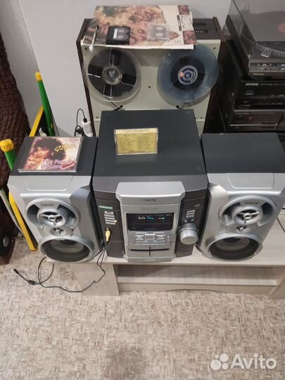 Музыкальный центр Sony HCD -RG 22