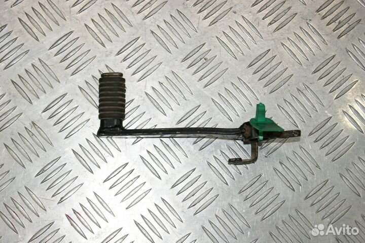 Педаль тормоза Suzuki GSX-R400R