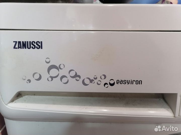 Стиральная машина на запчасти zanussi