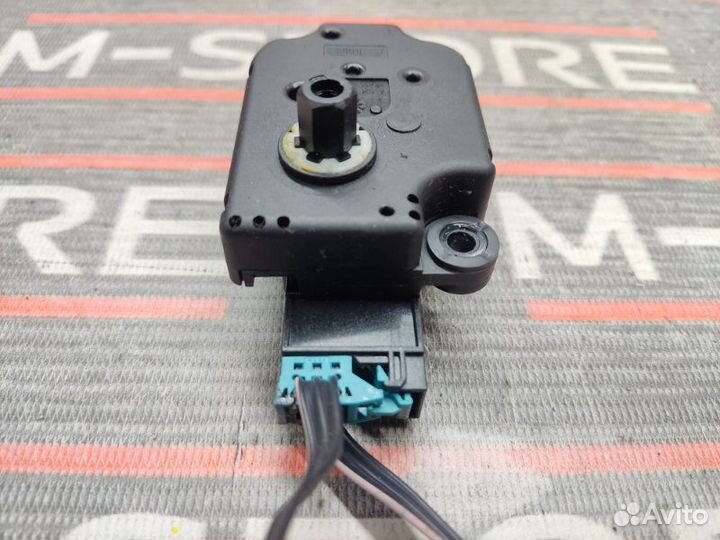 Привод заслонки отопителя Mercedes-Benz E-Class