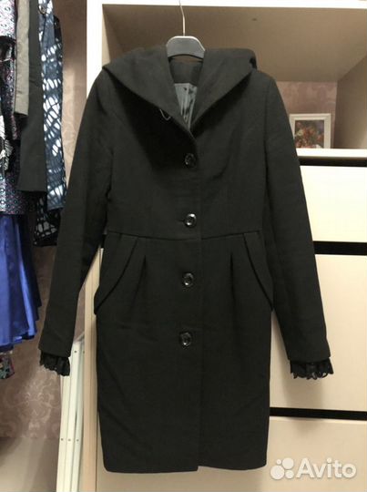 Пальто демисезонное с капюшоном хs