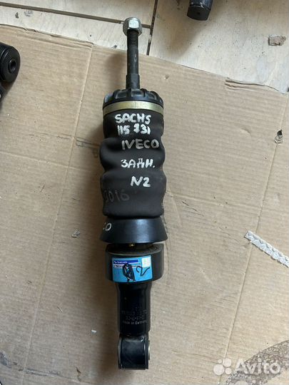 Амортизатор кабины Iveco задний с пневмоподушкой