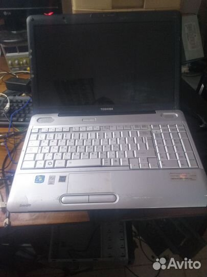 Ноутбук Toshiba l500-1q6, разбор на запчасти