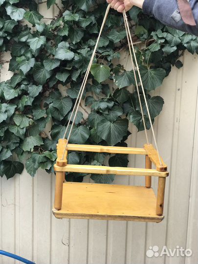 Детская деревянная качелька