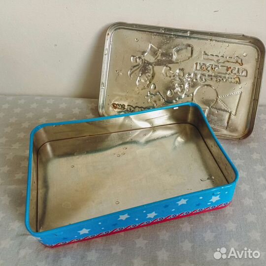 Жестяные банки - для хранения и декора