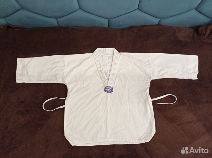 Кимоно для тхэквондо или рукопашного боя. Детское