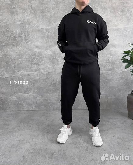 Спортивный костюм мужской