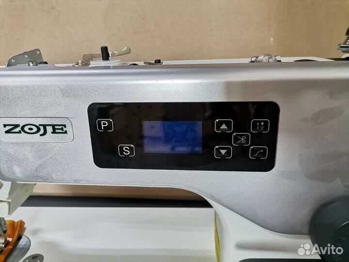 Прямострочная машина zoje A6000-D-G/02 с Обрезкой