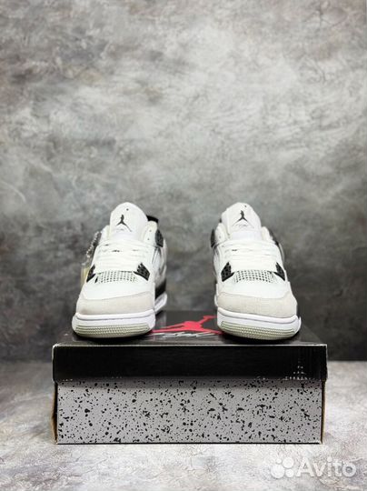 Кроссовки Nike AirJordan 4 с мехом