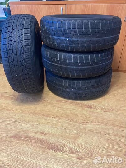 Yokohama Ice Guard IG50+ 215/60 R16 95M