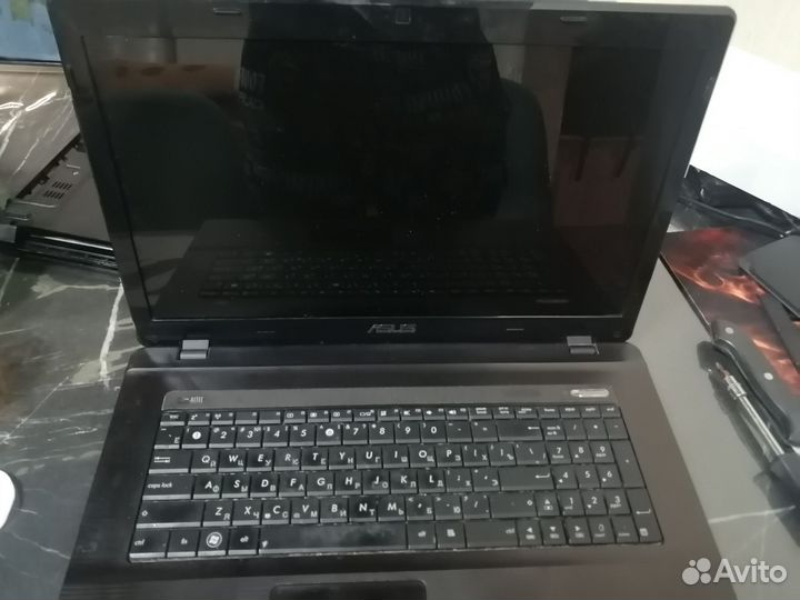 Asus