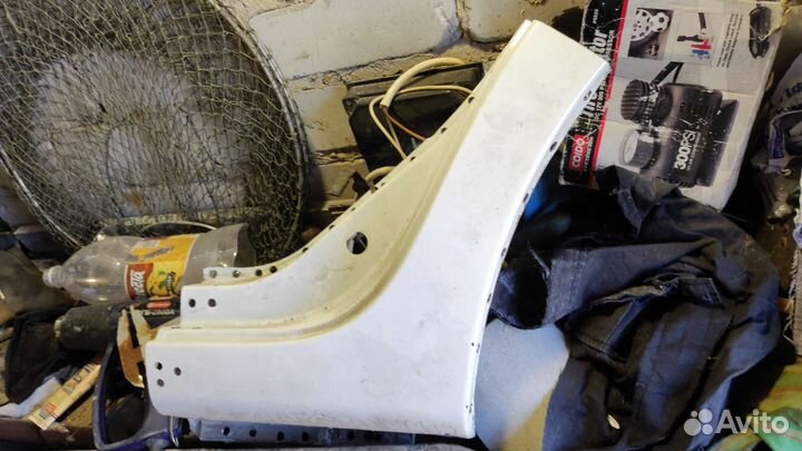 Закат крыла левый granta. Часть крыла гранта