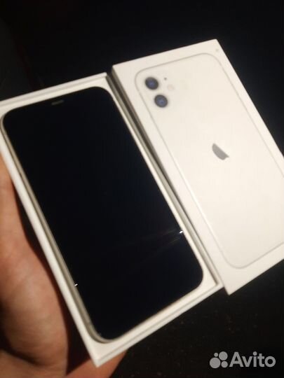 iPhone 11, 128 ГБ