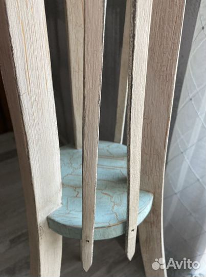 Подставка под цветы