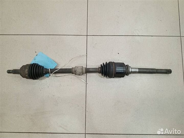 Привод правый передний Mitsubishi Outlander