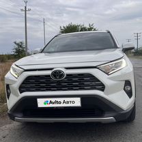 Toyota RAV4 2.5 AT, 2021, 95 000 км, с пробегом, цена 3 850 000 руб.