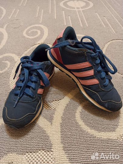 Кроссовки adidas
