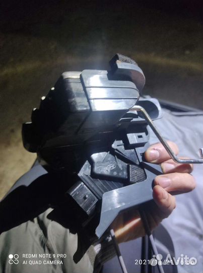 Замок передней правой двери хундай Солярис 2