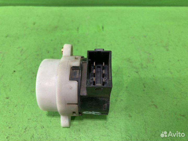 Реле включения двигателя MAN TGX