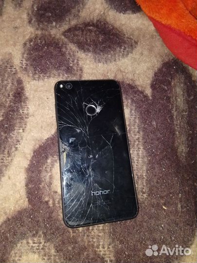 HONOR 8 Lite, 4/64 ГБ