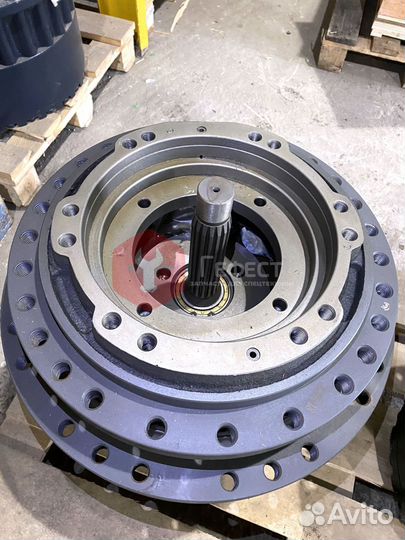 Бортовой редуктор Hyundai R380LC-9 xkay-01704