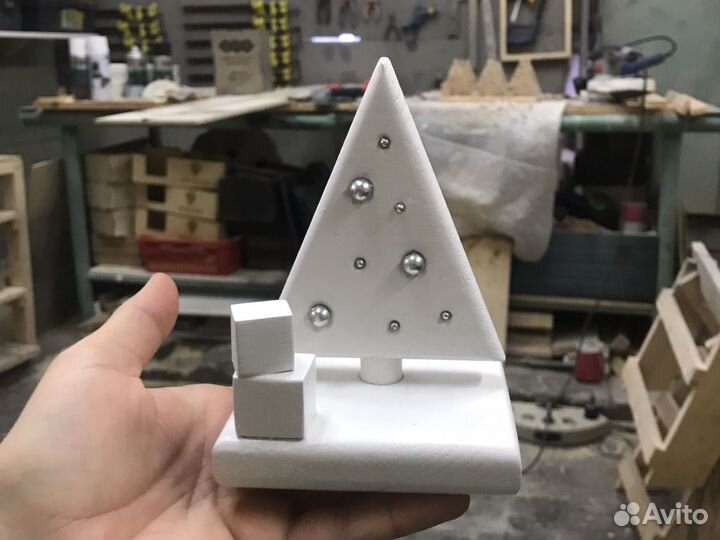 Подставка для телефона, визиток и ручек из дерева