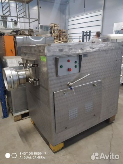 Волчок -мясорубка для мяса PSS RM3000