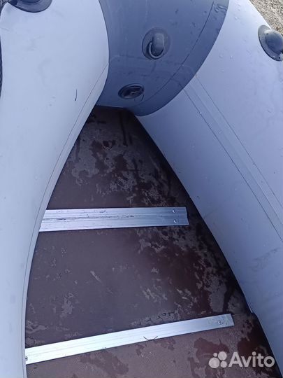 Лодка Ривьера 3400