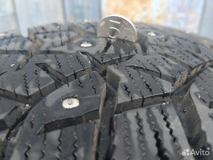 Bridgestone Blizzak Spike-02 195/65 R15 91