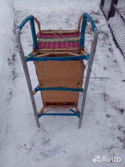 Санки детские плетеные