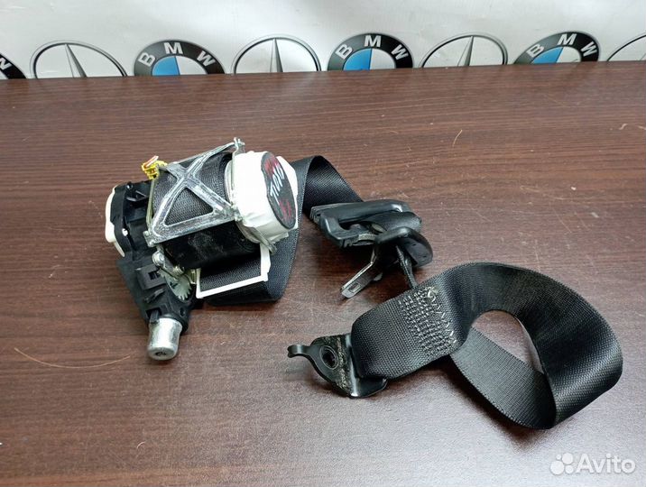 Задний левый ремень безопасности Mercedes W164