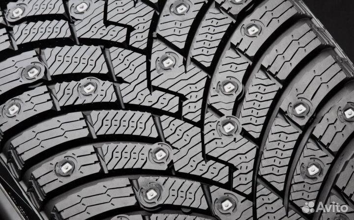 Pirelli Scorpion Ice Zero 2 275/40 R21 107H