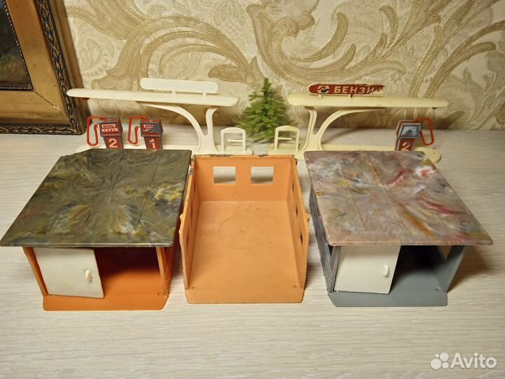 Игрушки СССР гараж и заправочная станция