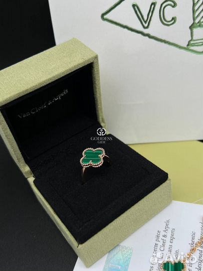 Van Cleef Arpels Кольцо Золото Малахит