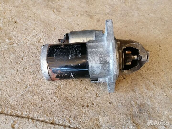 Продам стартер Subaru EJ154